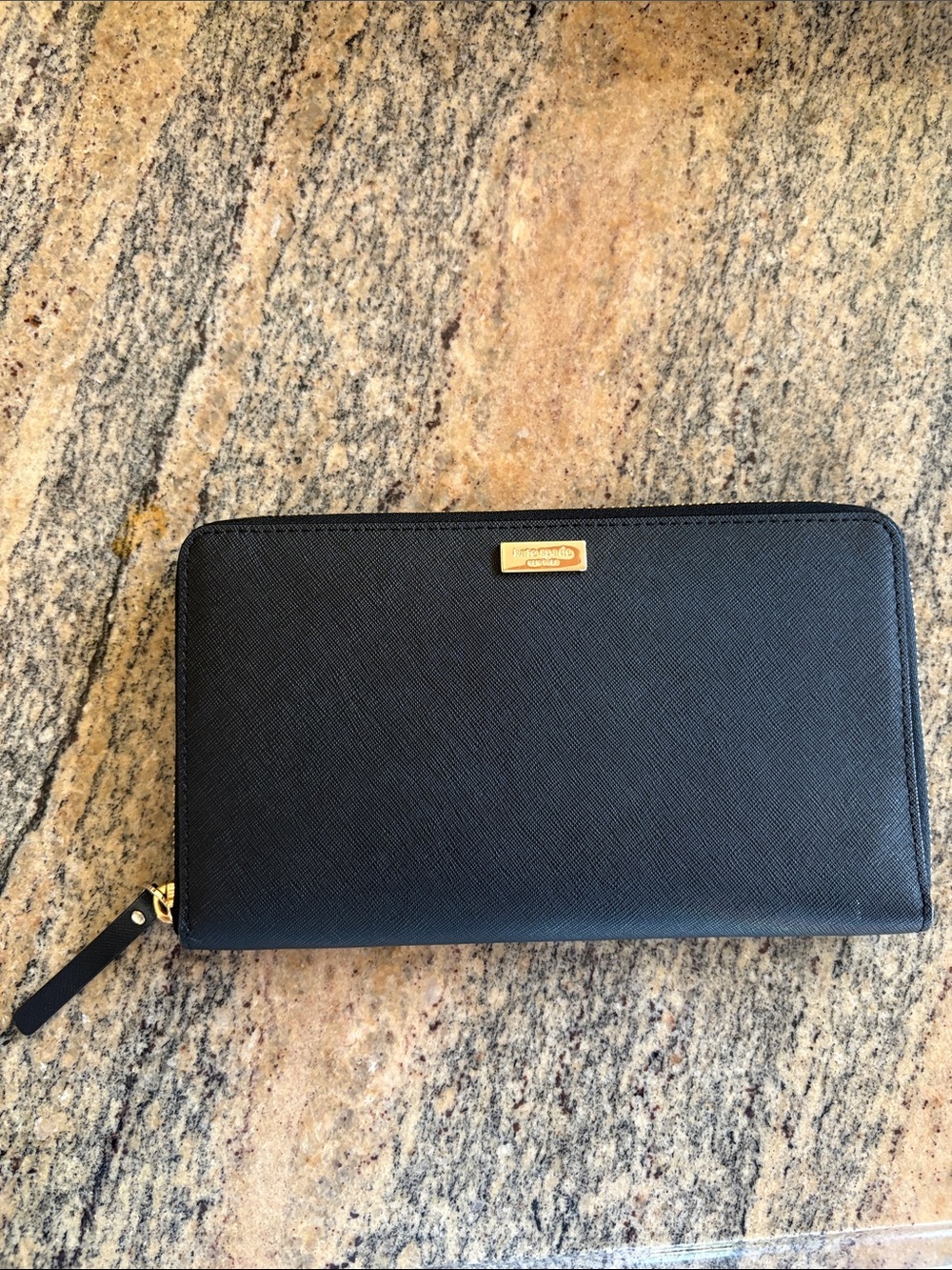kate spade black laurel way saffiano zip wallet with gold plaque